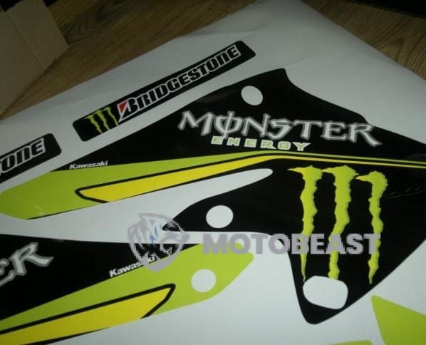Kawasaki KX250F 2004-2005m. Monster Energy žalios-juodos grafikos
