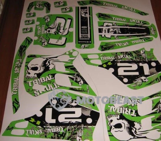 Kawasaki KX125 1990m. Tribal Skull grafikos