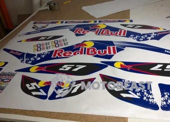 Yamaha Raptor 350 Redbull grafikos