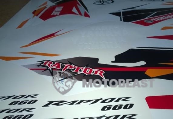 Yamaha Raptor 660 raudonos-juodos-baltos grafikos
