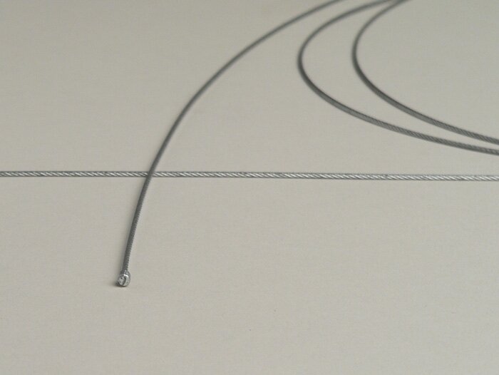 Universalus vidinis trosas -Ø=1,2mm x 2500mm, nipelis Ø=3,0mm x 3mm- naudojamas kaip Gazo trosas - pintas trosas