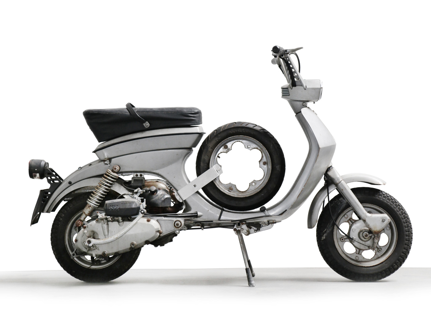 Atsarginio rato laikiklis -BGM PRO - Lambretta Lui, Luna, Vega, Cometa - nerūdijantis plienas