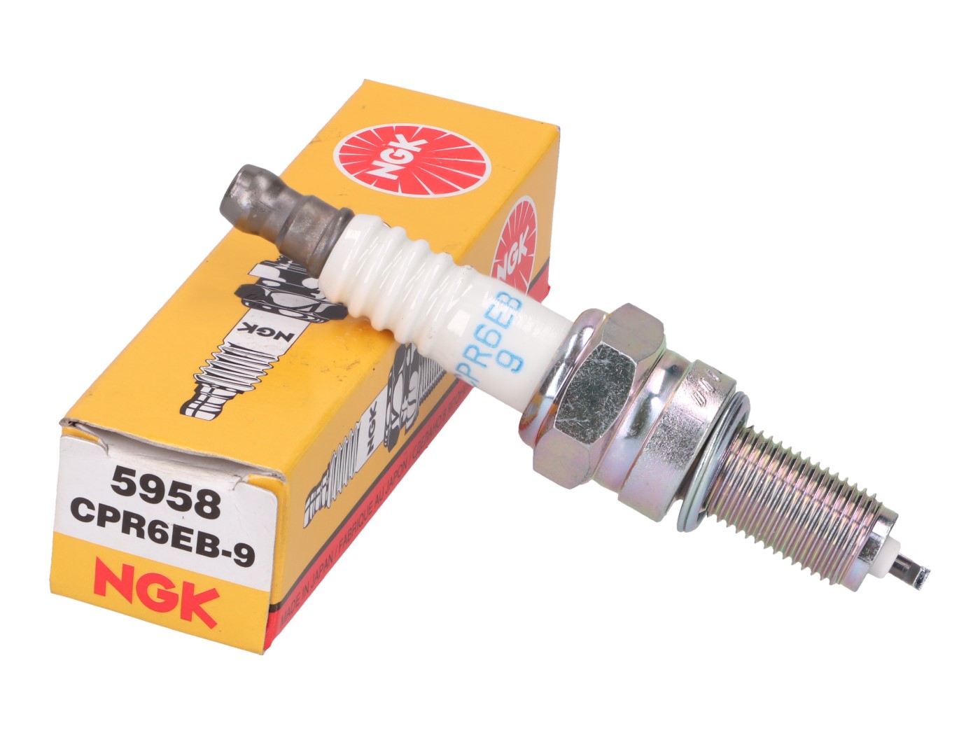uždegimo žvakė NGK CPR6EB-9