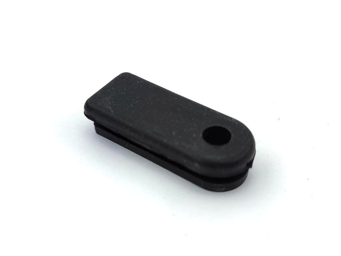 Guma 10 mm x 34 mm juoda, skirta Hercules, Miele, DKW, Rixe, KTM