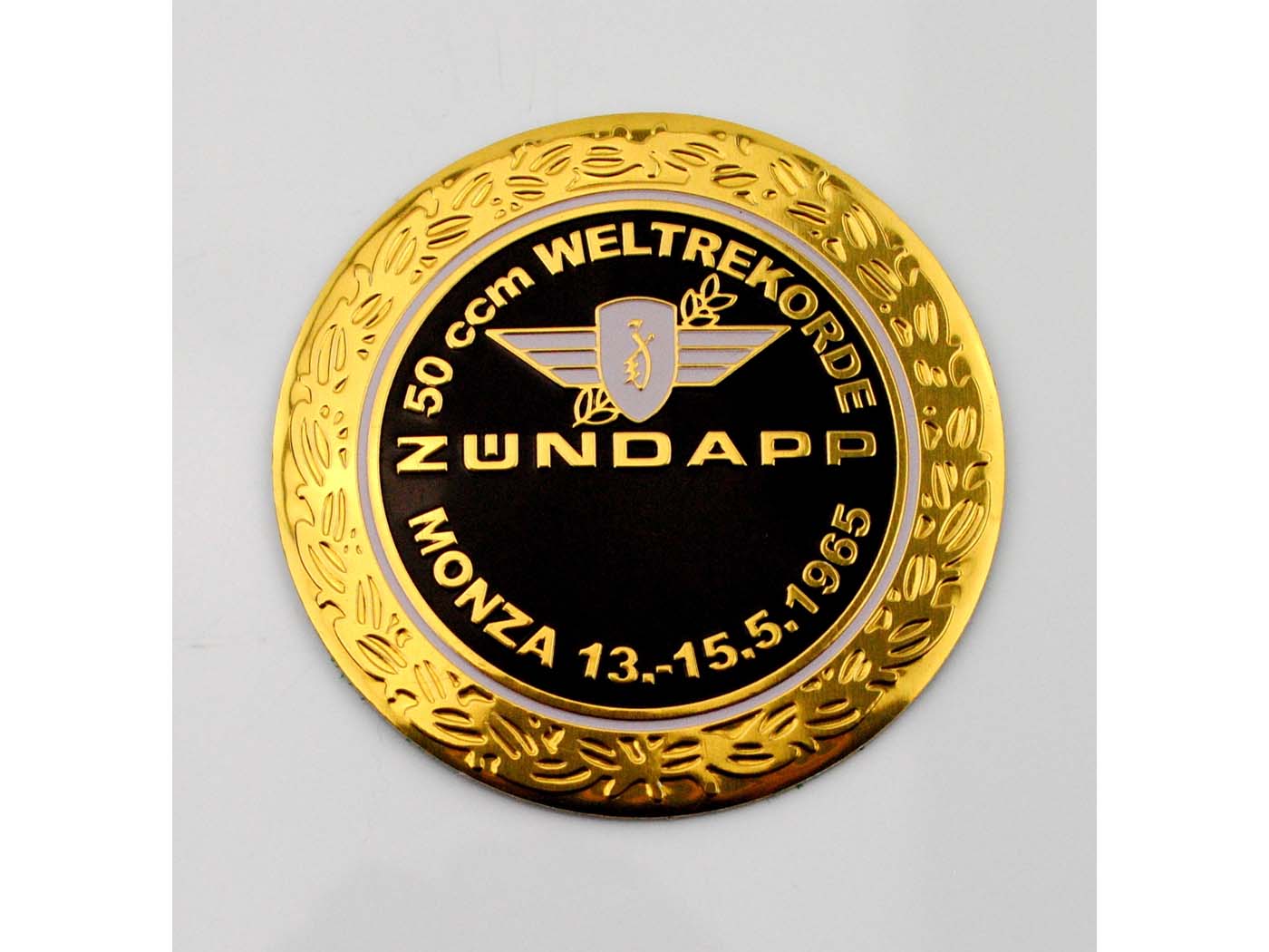 Cisternos emblema Monza skersmuo apytiksl. 64mm M 25 50 Bergsteiger, R motoroleris, GTS 50, C Sport, Super, KS 80, 100, ZD ZL ZX ZS ZE ZR A X ZB ZA, mopedas mokick