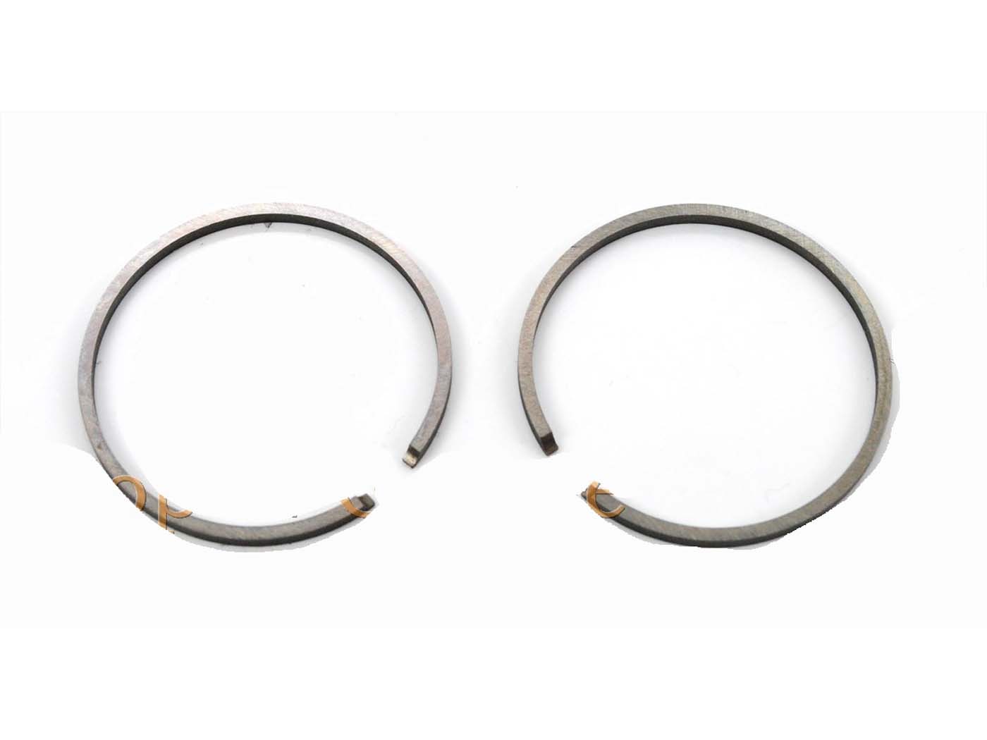 Stūmoklio žiedų komplektas 38 mm x 2,0 mm C formos Puch, Maxi